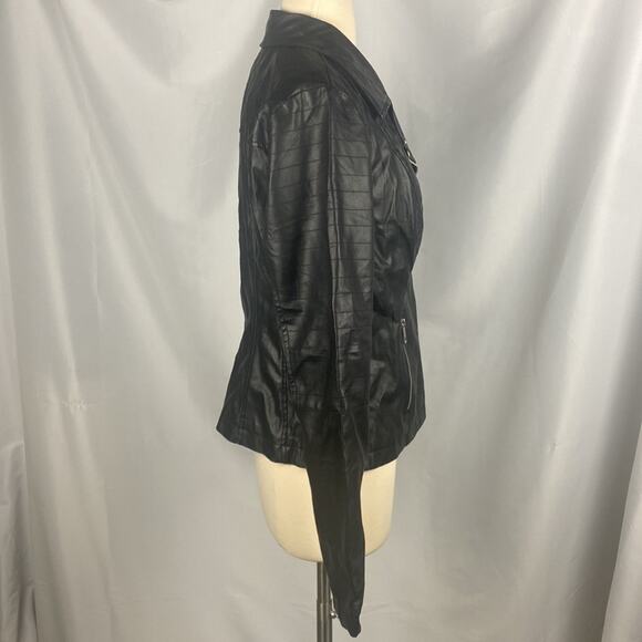 ASOS New Look Black Faux Leather Biker Jacket Full Zip Quilted Sz Medium - Picture 3 of 13